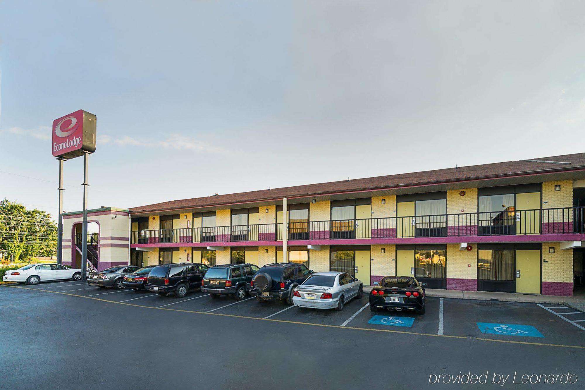 Travel Inn New Castle Airport Exterior foto